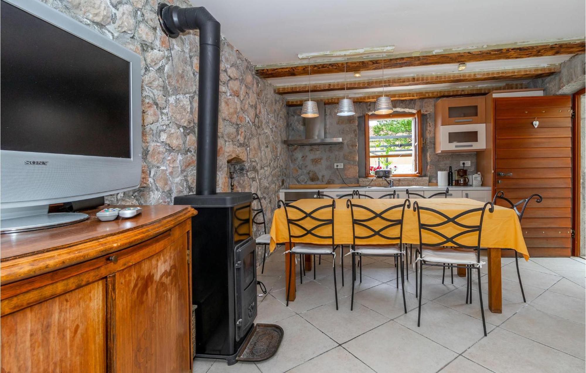 Stunning Home In Bribir With Wifi Exterior photo